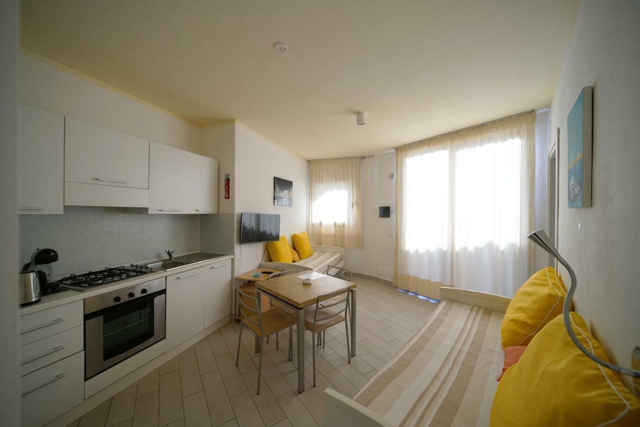 Holiday Home Isola Rossa Exterior foto